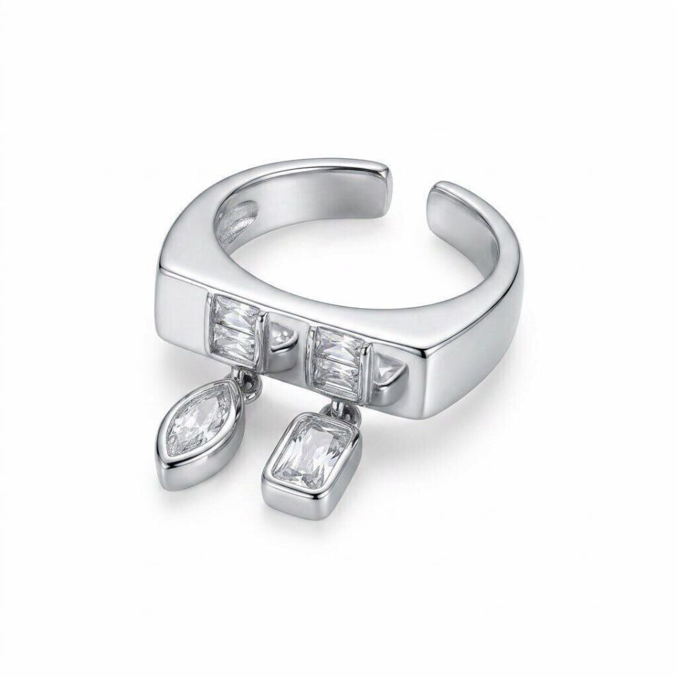 Sallantılı Kare Silver Yüzük
