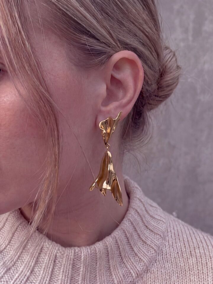 Sallantılı Gold Küpe