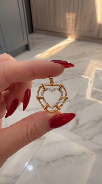 Kalp İkon Charm