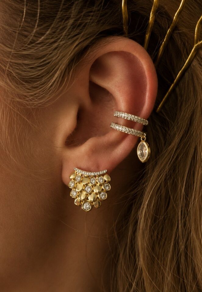 Damla Taşlı Earcuff